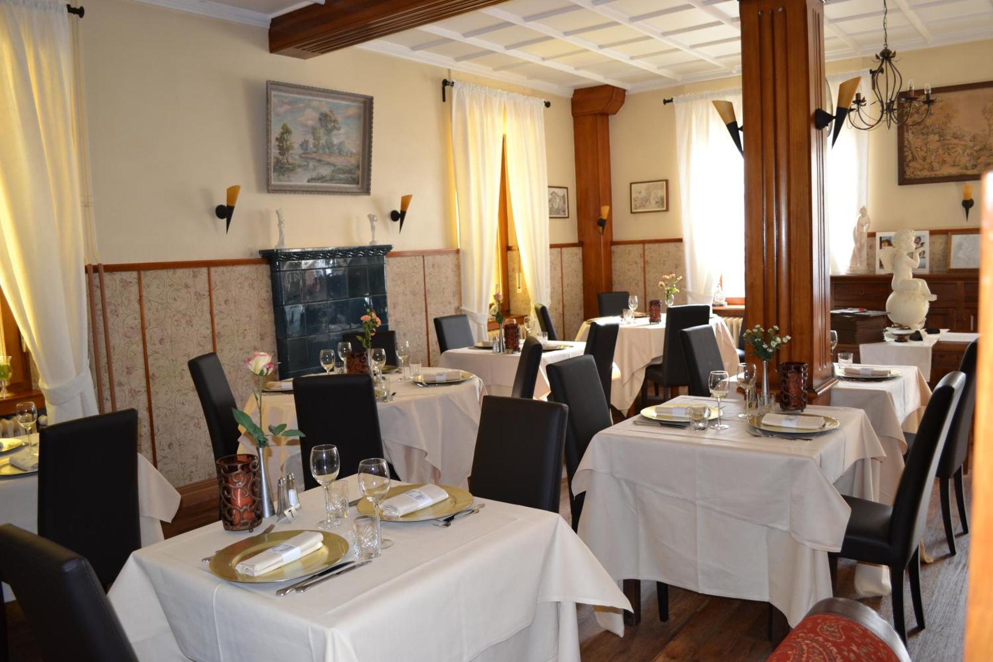 Logis Hotel Restaurant La Tete Des Faux Льо Боном Екстериор снимка